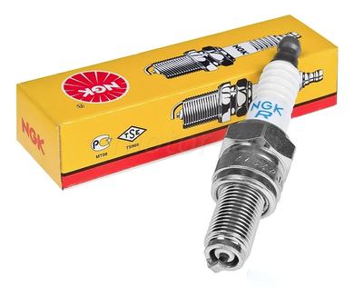 CR7E NGK Spark Plug       -      4578    -    Fast Tracked Shipping