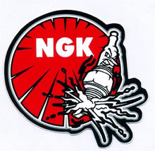 Load image into Gallery viewer, PTR5C-13  Platinum NGK Spark Plug     -     Set of 4      -      7740  -  Fast Tracked Shipping